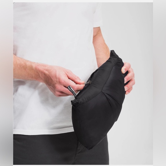 Men’s The Northface Jacket - Picture 7 of 14